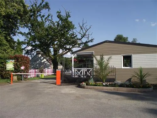 camping-le-clos-du-blavet-bieuzy-les-eaux-oiyes