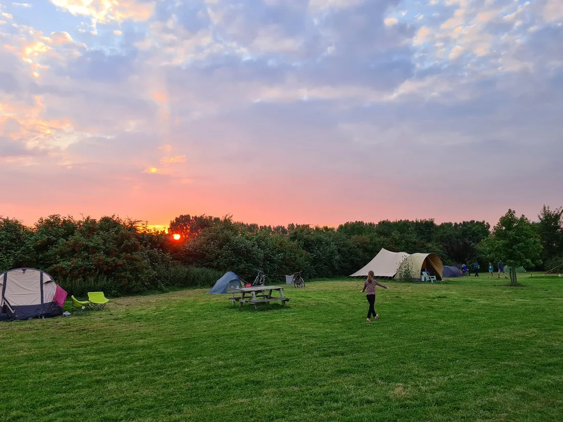 camping-tiengemeten-zuidbeijerland-ruwfc