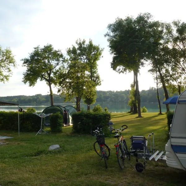 camping-am-pilsensee-seefeld-jr6di