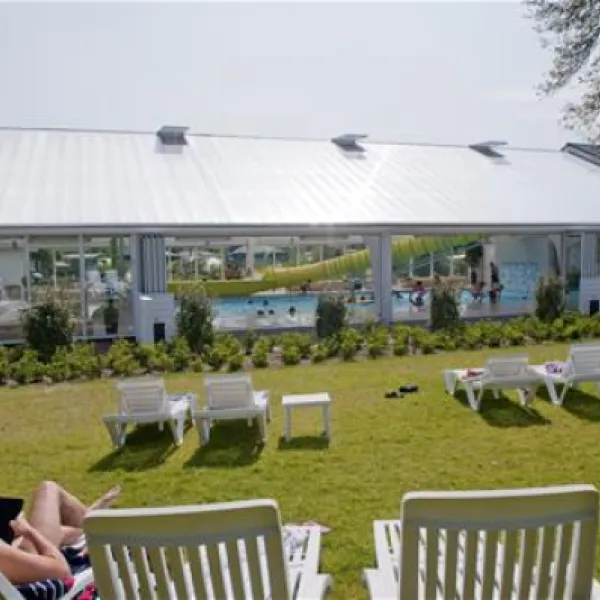 molecaten-park-wijde-blick-renesse-una5v