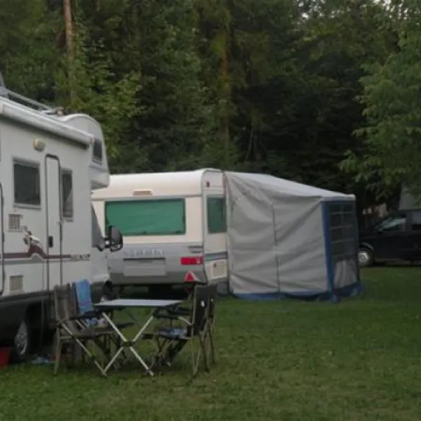 camping-smlednik-smlednik-8bty0