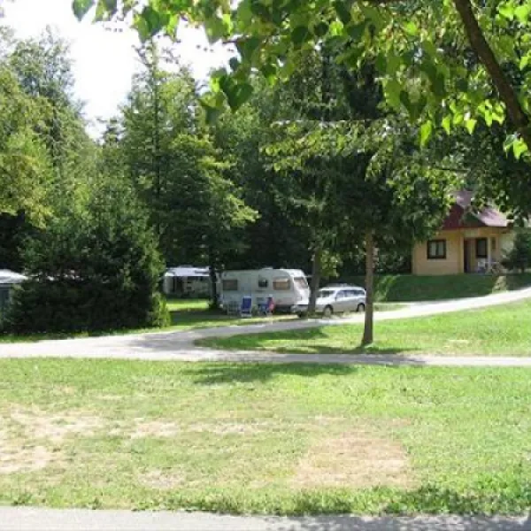camping-smlednik-smlednik-r9hzz