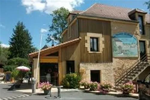 camping-le-moulin-du-bleufondlascaux-montignac-hueaf