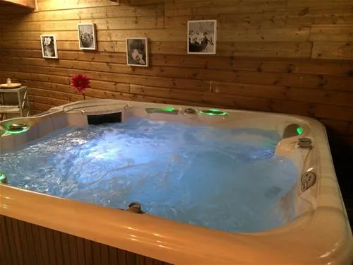 camping-le-moulin-du-bleufondlascaux-montignac-pydkj