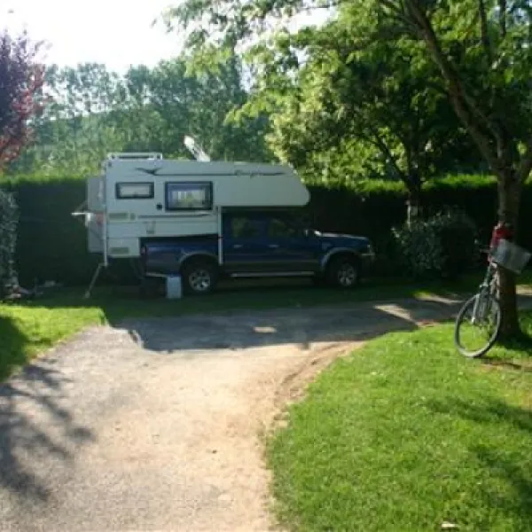camping-le-moulin-du-bleufondlascaux-montignac-vgase