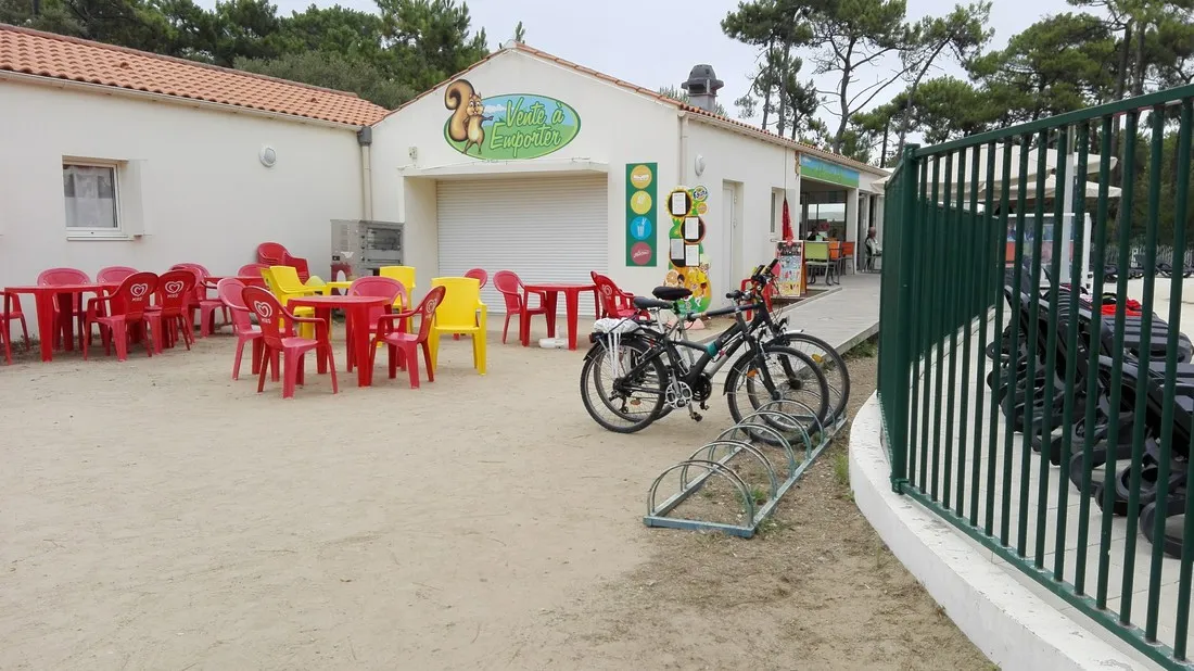 camping-municipal-plage-de-riez-st-hilaire-de-riez-lokzn