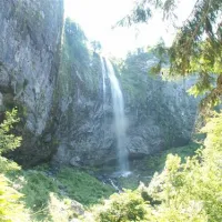 domaine-de-la-grande-cascade-le-mont-dore-huzf9