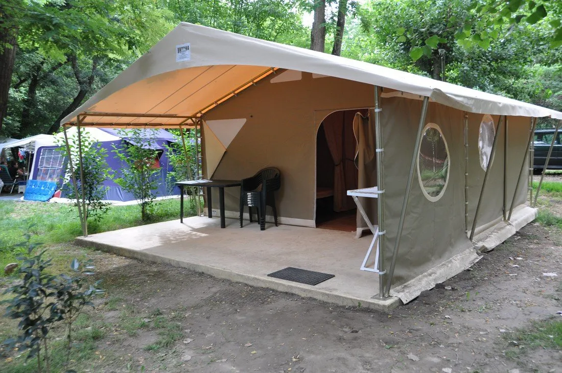 camping-le-saint-michelet-goudargues-eevhd