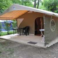 camping-le-saint-michelet-goudargues-eevhd