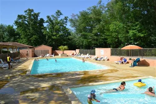camping-le-saint-michelet-goudargues-rzqom