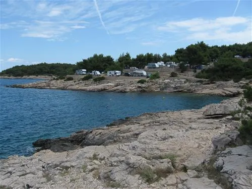 camping-nudist-vrboska-bgam1