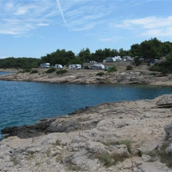 camping-nudist-vrboska-bgam1