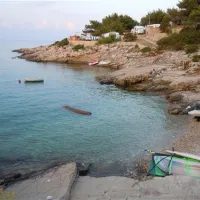 camping-nudist-vrboska-cuw2x