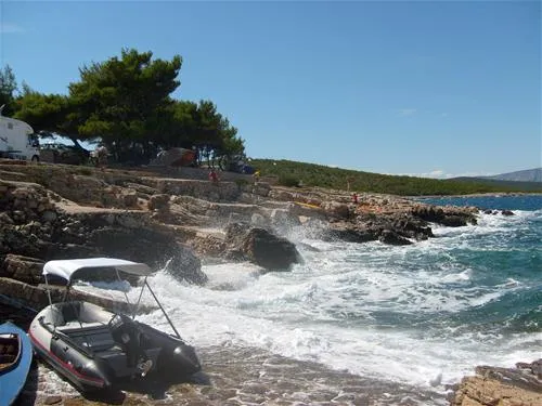 camping-nudist-vrboska-rggor
