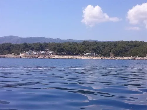 camping-nudist-vrboska-wpjkx