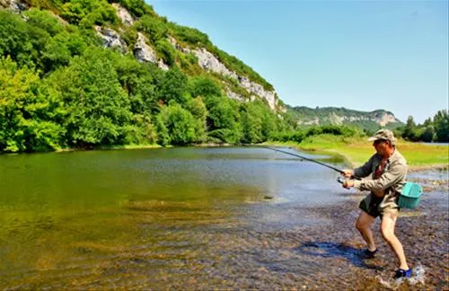 camping-la-riviere-lacave-eujqy