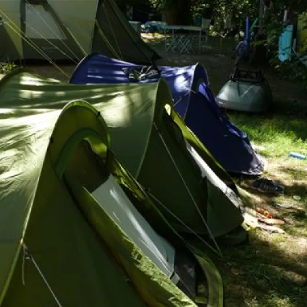 camping-la-riviere-lacave-nvozr