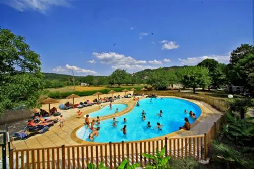 camping-la-riviere-lacave-qlwtl