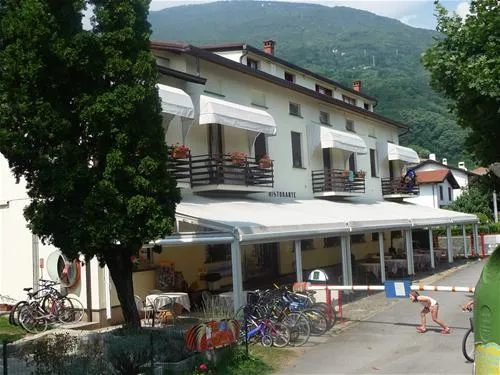 campeggio-au-lac-de-como-sorico-ha0u1