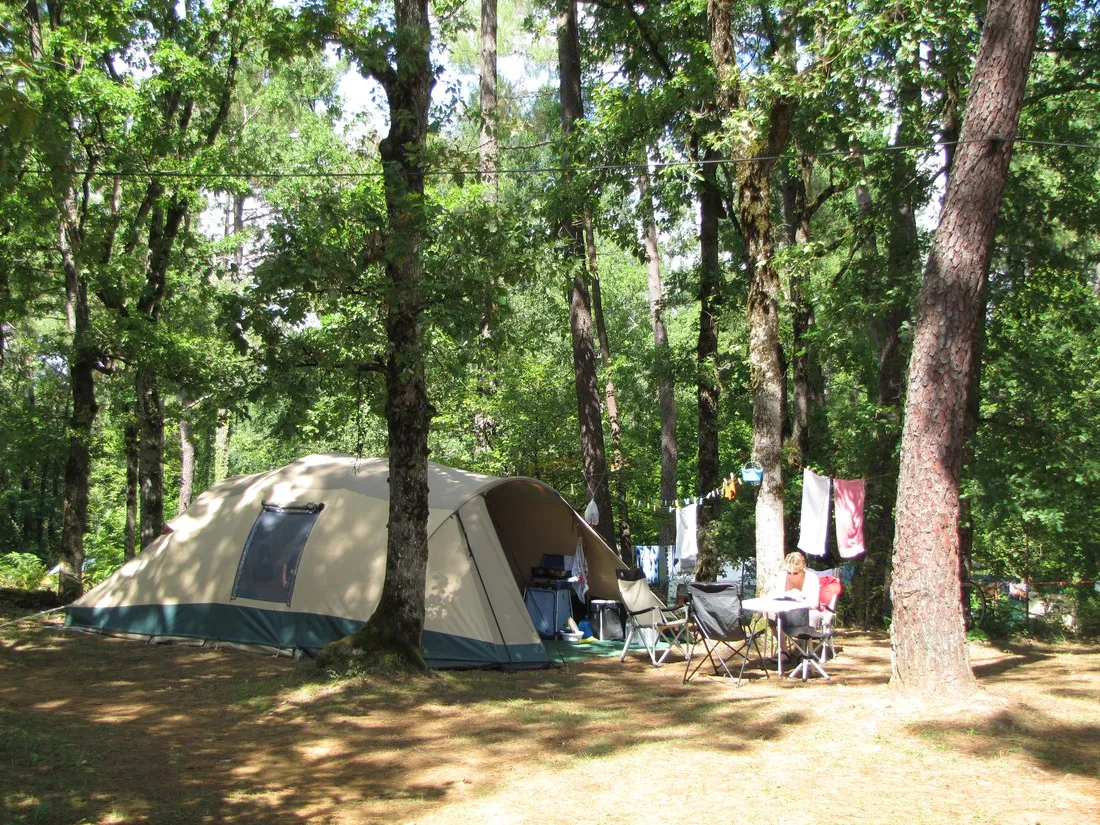 camping-la-tuque-belaye-en-quercy-dxuo6
