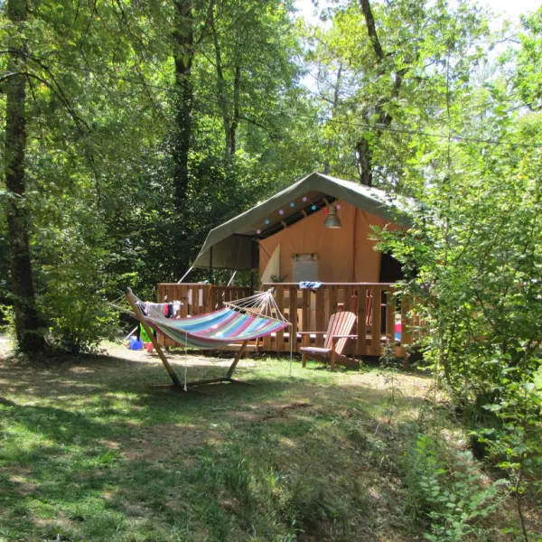 camping-la-tuque-belaye-en-quercy-v7yku