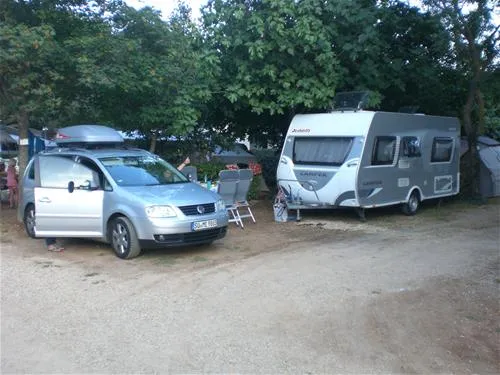 camping-bon-port-lunel-xq3uc
