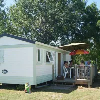 flower-camping-le-merval-puyravault-d51km