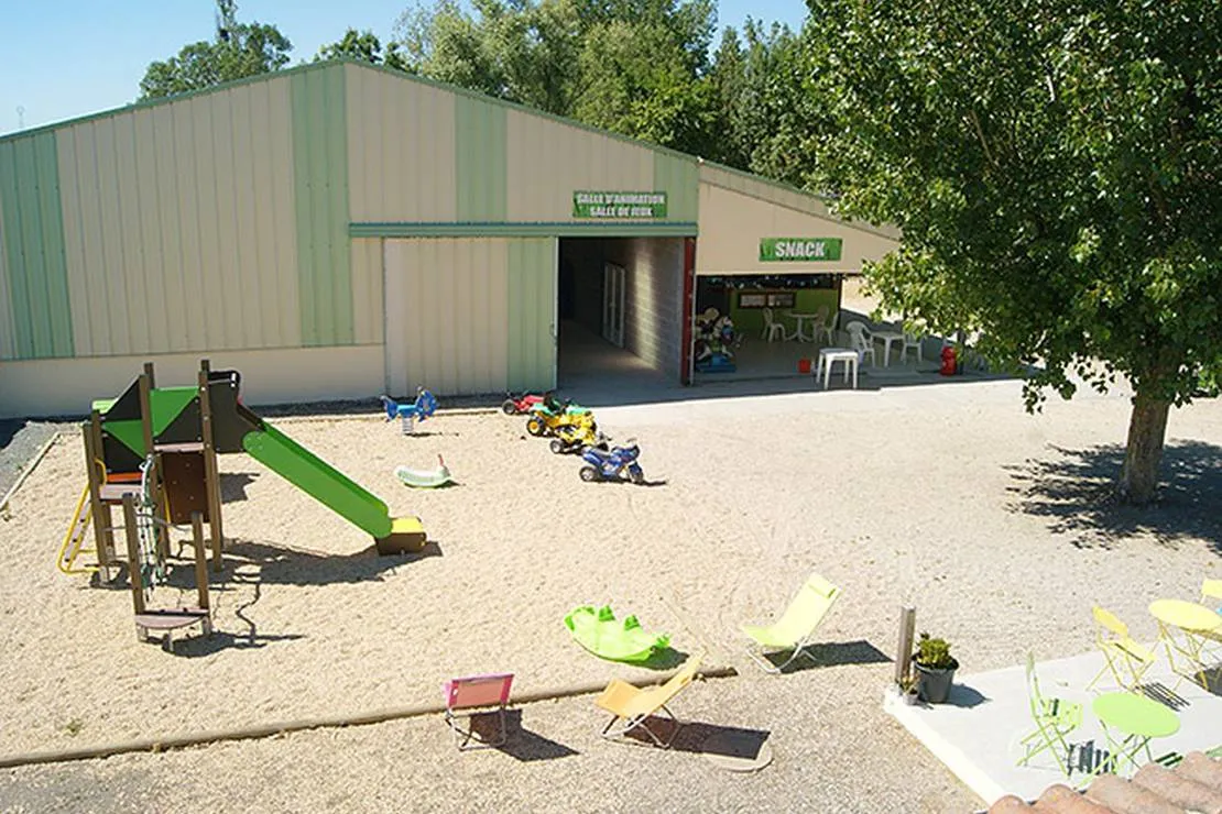 flower-camping-le-merval-puyravault-tfson