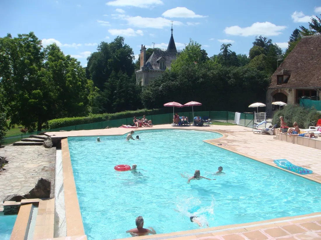 le-chateau-de-poinsouze-boussac-creuse-aqfoq