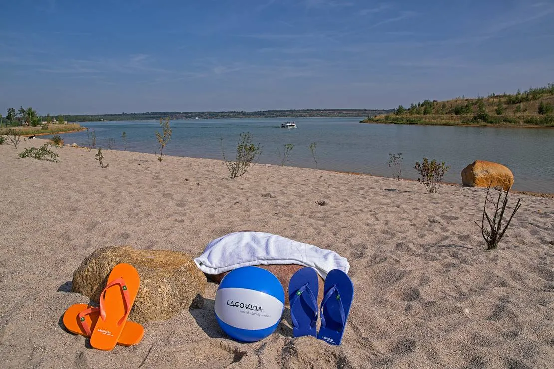 lagovida-das-ferienresort-am-stormthaler-see-grossposna-stormthaler-see-dv7sw