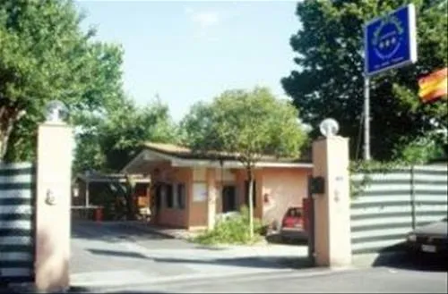 camping-calatella-parco-di-vacanza-marina-di-massa-jgnmr
