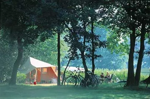 camping-de-roos-ommen-ehkmp