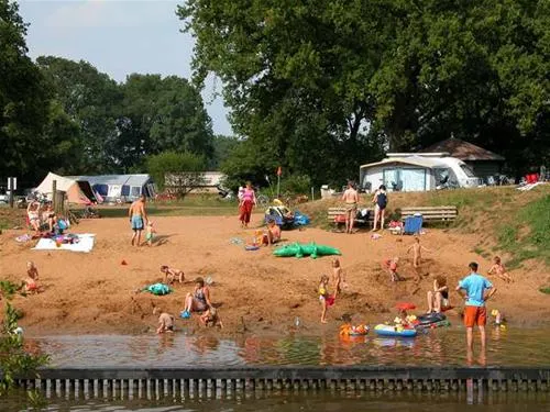 camping-de-roos-ommen-leehm