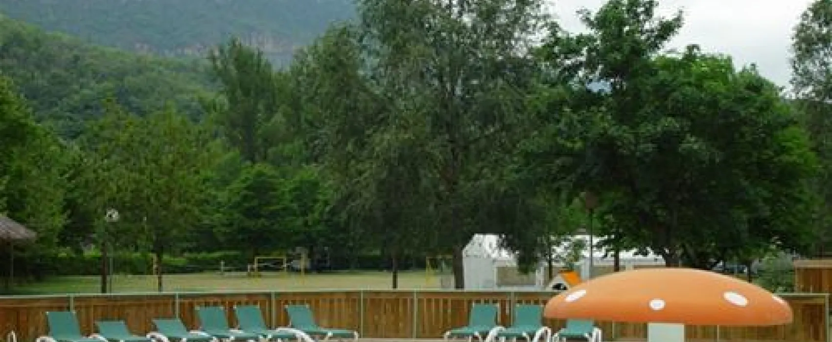 Flower Camping - Le Pont Du Tarn  
