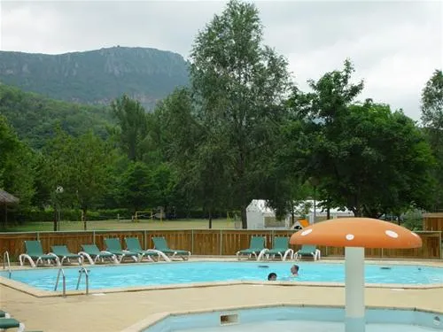 flower-camping-le-pont-du-tarn-florac-fwpo9