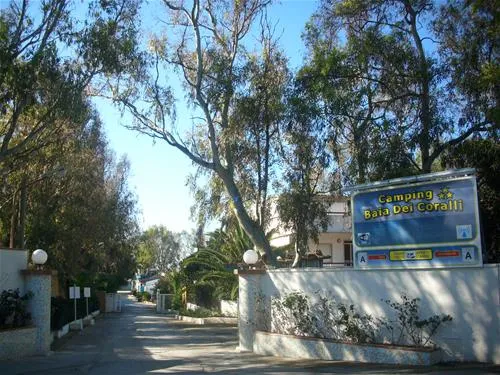 campeggio-baia-dei-coralli-punta-braccetto-78r3x