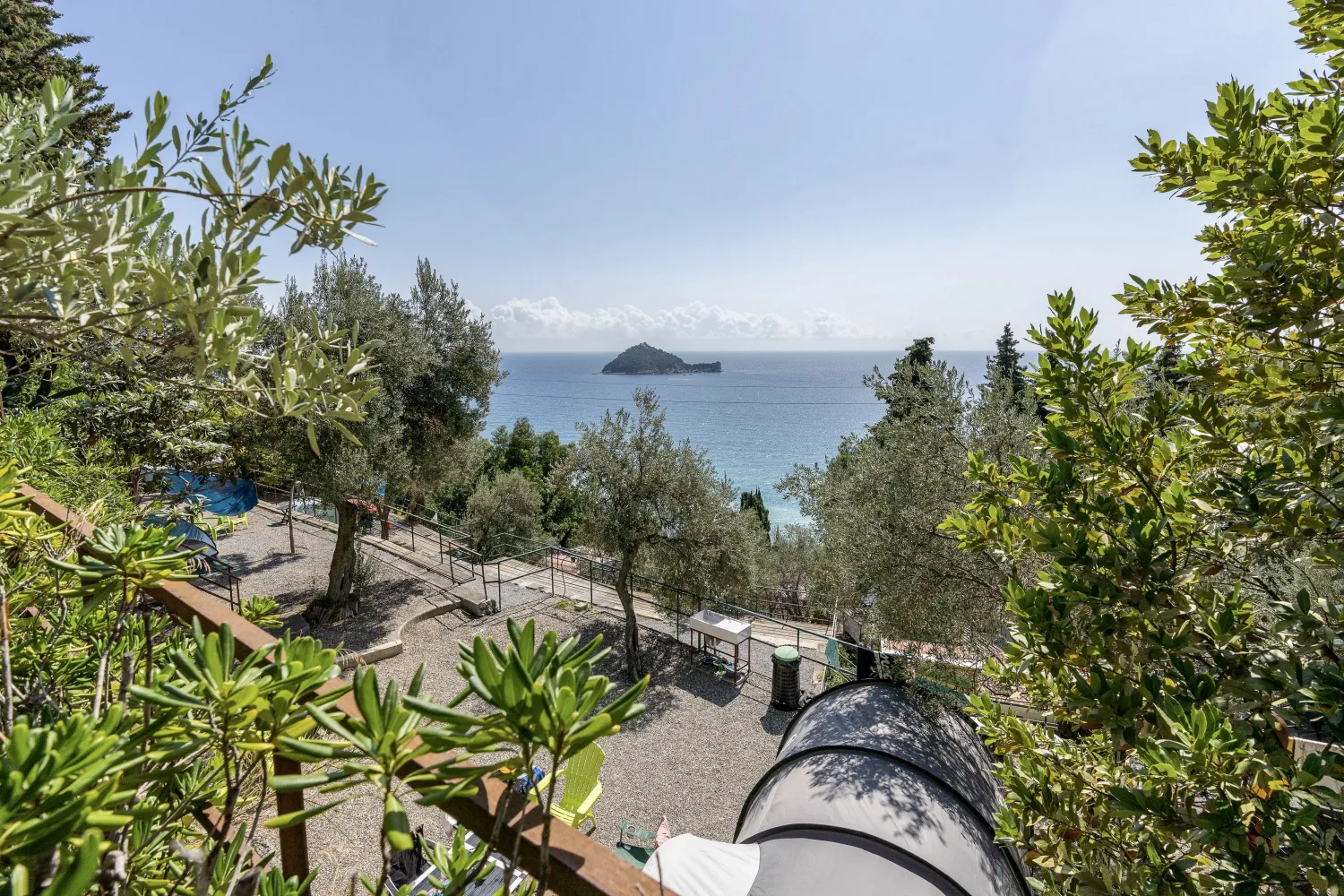 parco-vacanze-monti-e-mare-alassio-oziqq