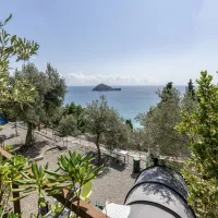 parco-vacanze-monti-e-mare-alassio-oziqq
