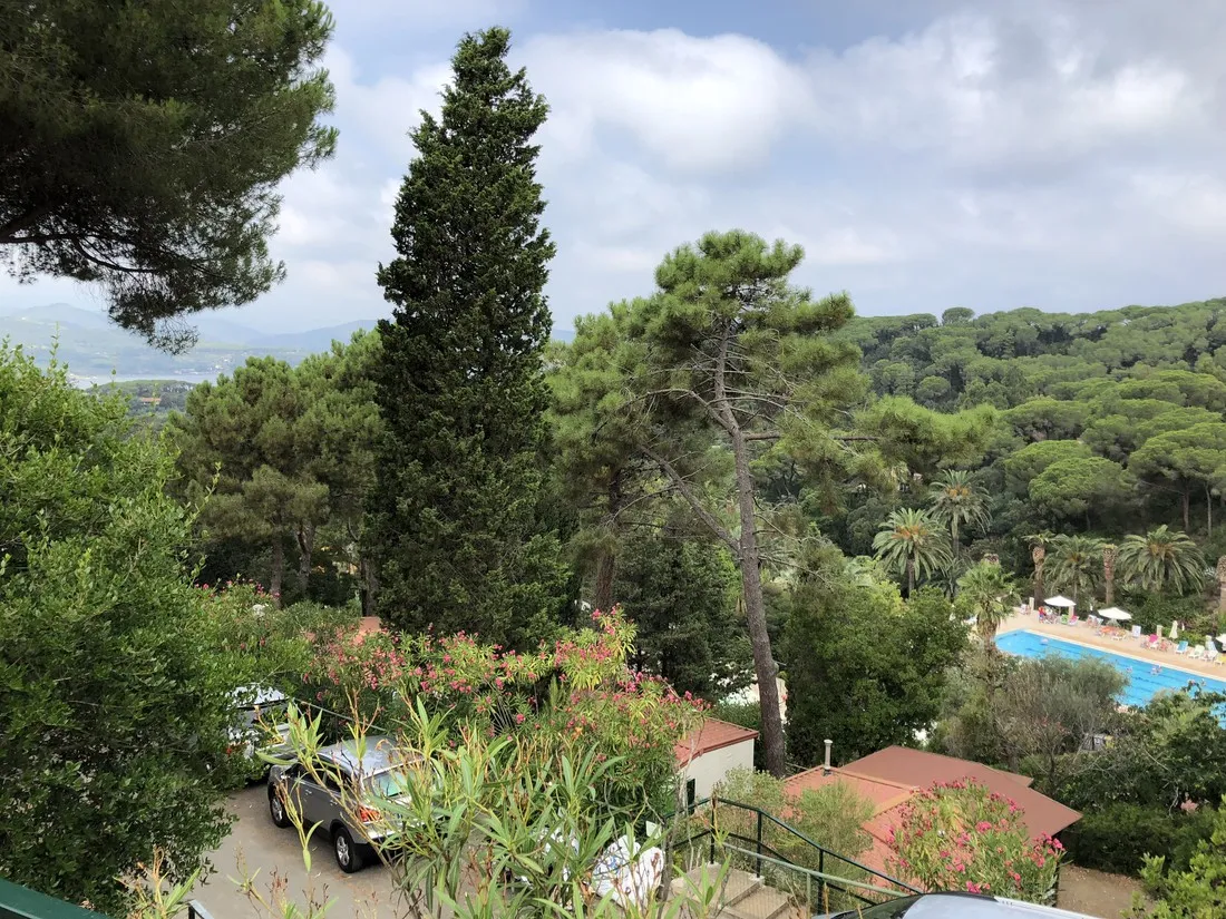 campeggio-rosselba-le-palme-portoferraio-v5c9w