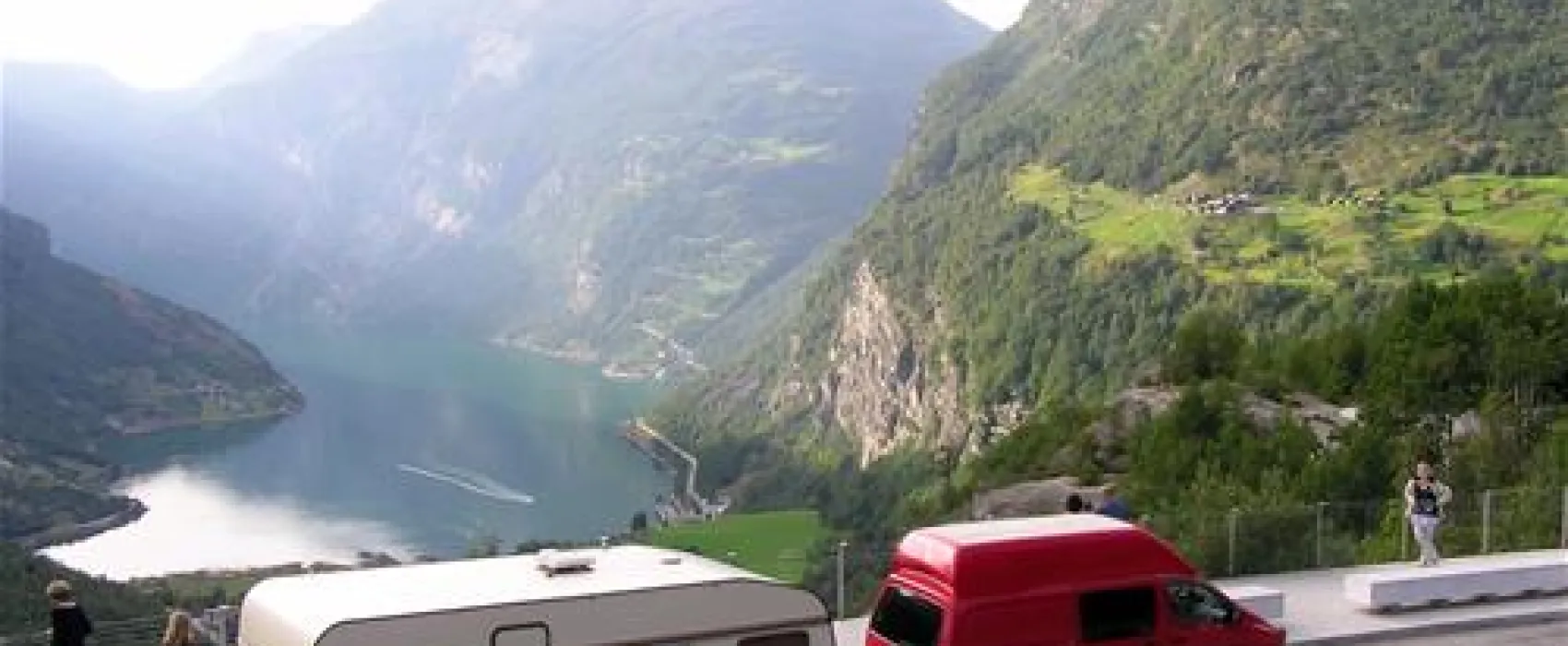 Grande Hytteutleige Og Camping