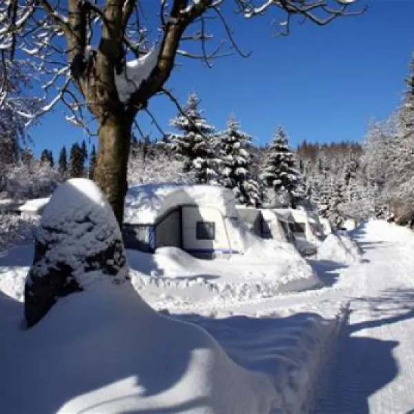 campingplatz-fichtelsee-fichtelberg-y1zp8