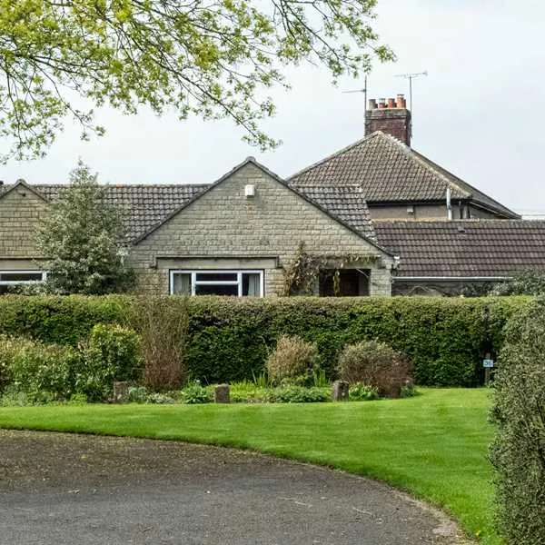 piccadilly-caravan-park-ltd-chippenham-9yqof