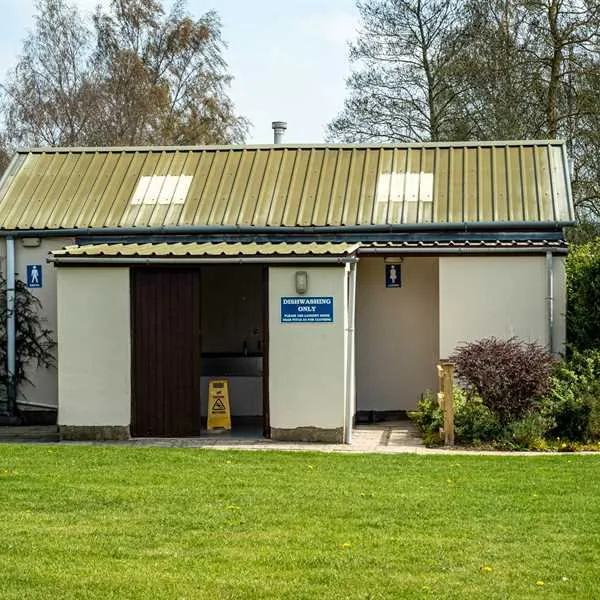 piccadilly-caravan-park-ltd-chippenham-b4rgv