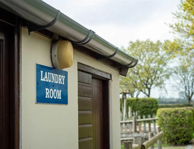 piccadilly-caravan-park-ltd-chippenham-supr5