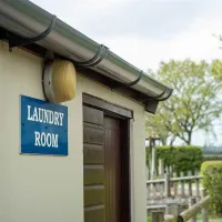 piccadilly-caravan-park-ltd-chippenham-supr5