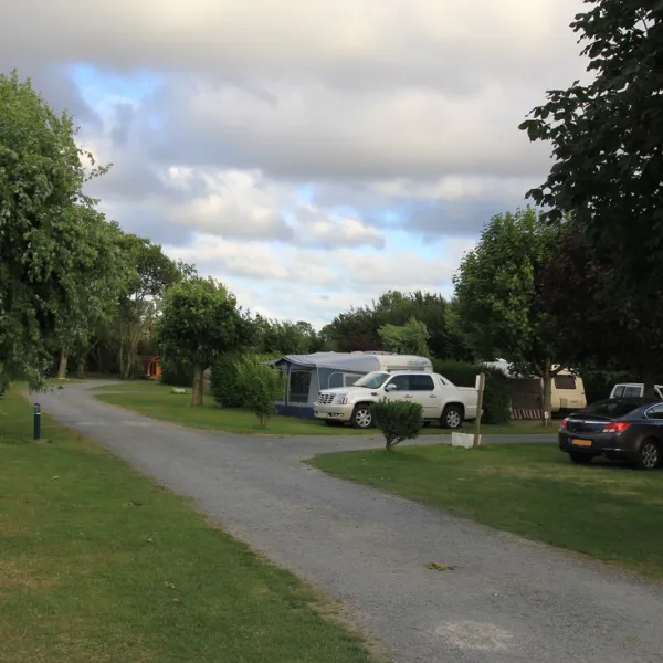 camping-reine-mathilde-etreham-kdsnt