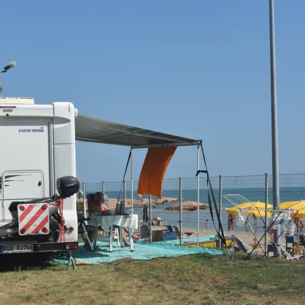 campeggio-gilda-roseto-degli-abruzzi-f7xi2