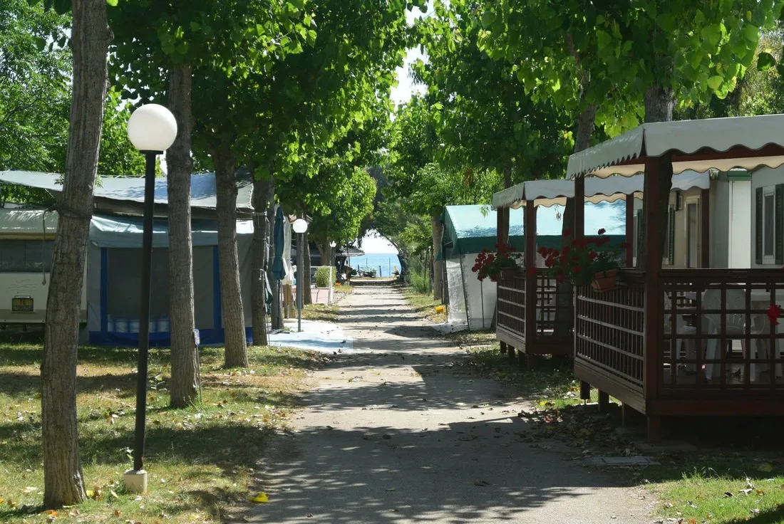 campeggio-gilda-roseto-degli-abruzzi-fq6tk