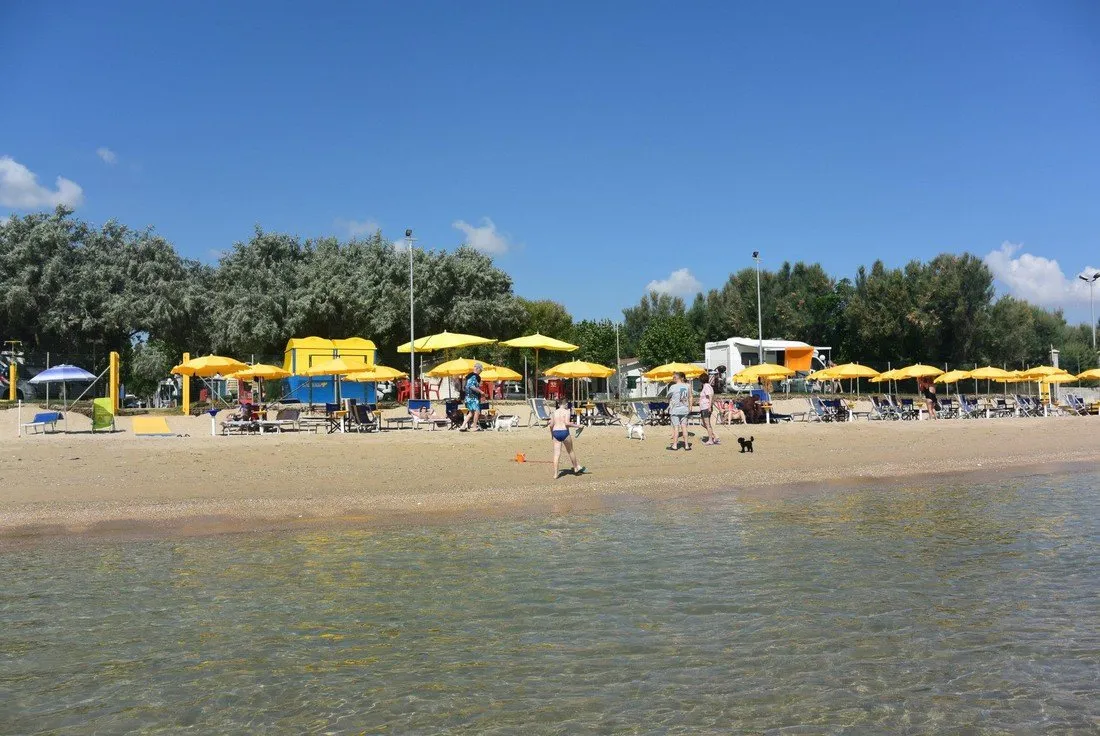 campeggio-gilda-roseto-degli-abruzzi-njqvw