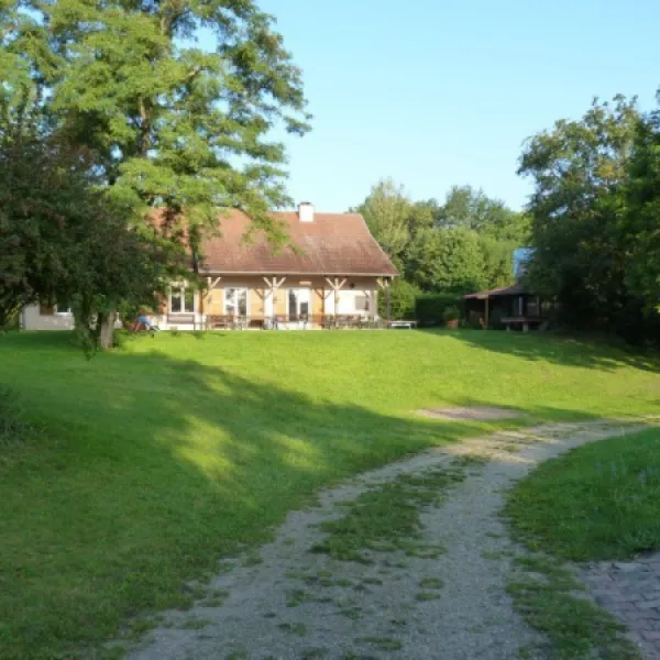 camping-club-du-soleil-mulhouse-terrain-naturiste-reguisheim-l3pwx